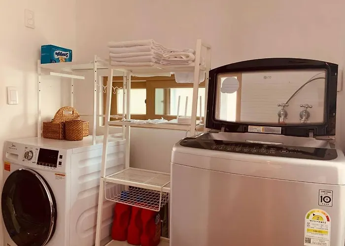 Apartment 380 B1f Kids Big Jungle Gym Kotatsu 2room 2bath 90sqm Busan